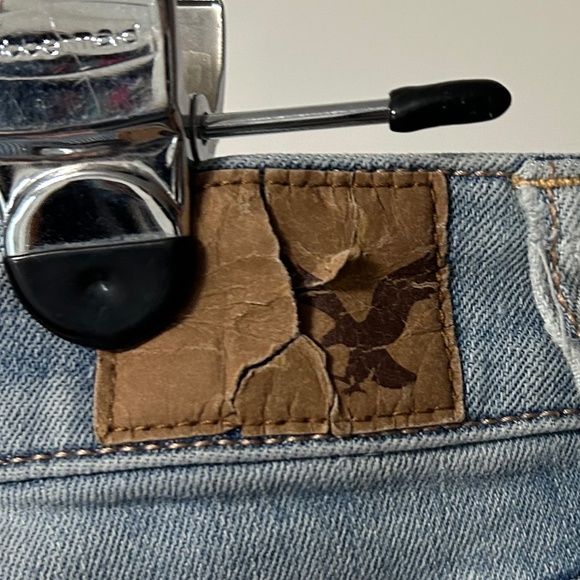 American Eagle Outfitters Super Super Stretch Light Fade Denim Jeans Size 8 - Picture 9 of 16